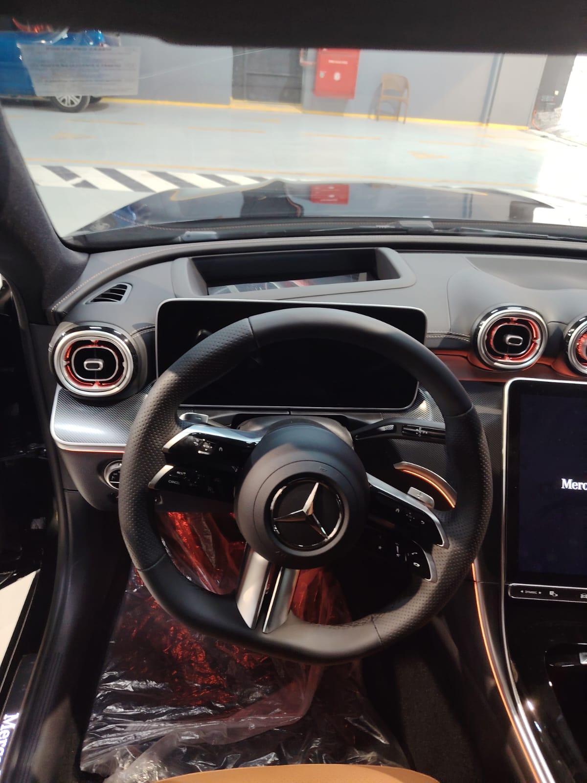 Mercedes C200 Premium Plus 2025