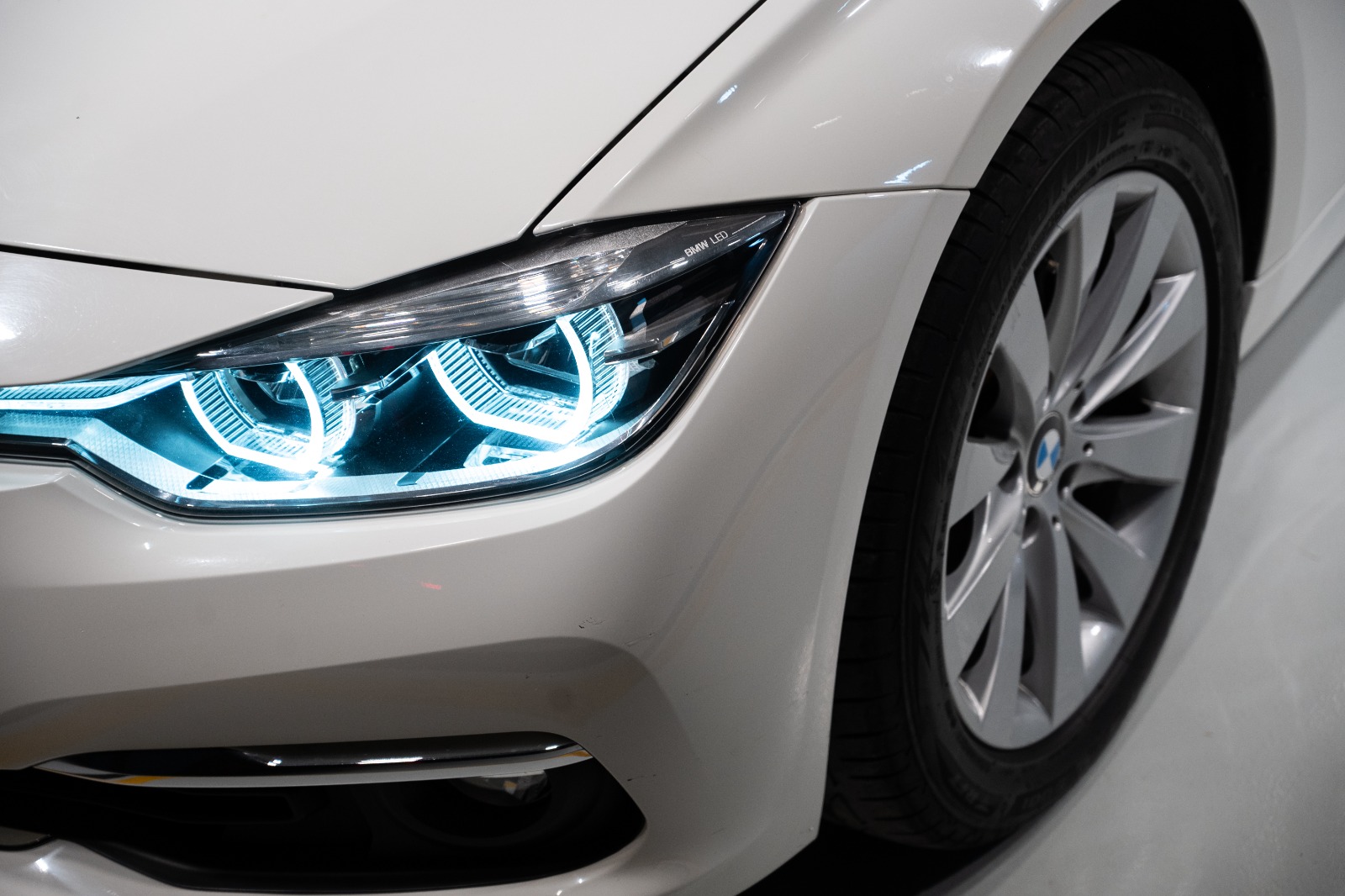 BMW 318i Luxury 2018